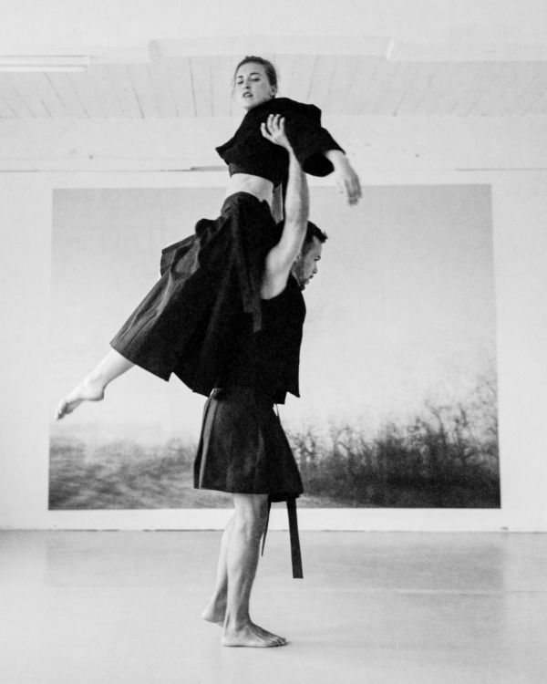 Autin Dance Theatre performing at Stryx gallery. Photography by Ian Jones